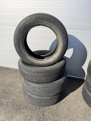 Шины Bridgestone  Летние 235/65/18