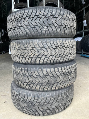 Шины nokian  Зимние шипованные 225/65/19