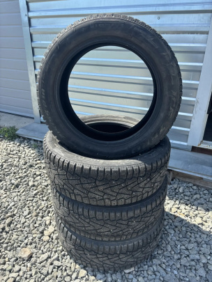 Шины Pirelli  Зимние шипованные 215/55/18