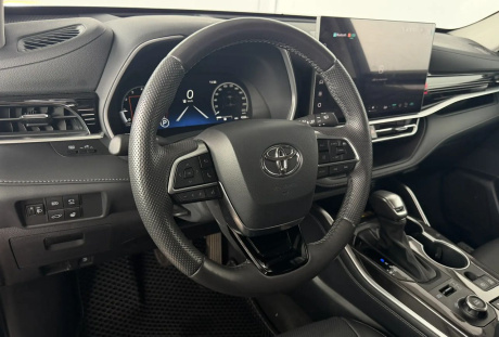 Toyota Highlander 2026 года с пробегом 4 335 км, фото 17