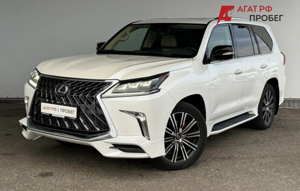 Lexus LX 2018 года с пробегом 153 969 км, фото 1