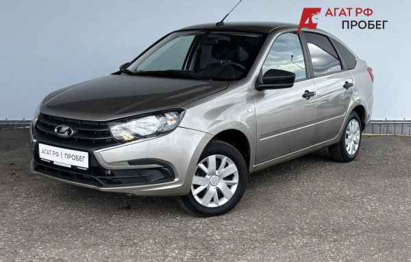 LADA Granta лифтбек 2019 года с пробегом 65 248 км, фото 1