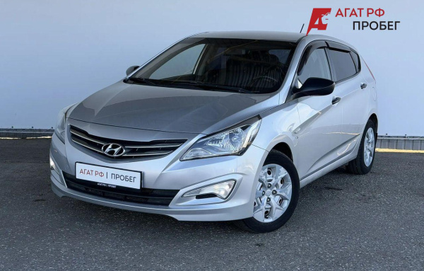 Hyundai Solaris хэтчбек 2014 года с пробегом 131 431 км, фото 1