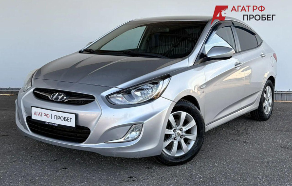 Hyundai Solaris 2012 года с пробегом 252 909 км, фото 1