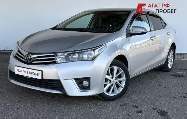 Toyota Corolla 2015 года с пробегом 95 884 км, фото 1